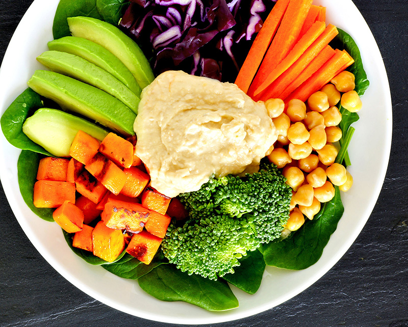 humus y verduras